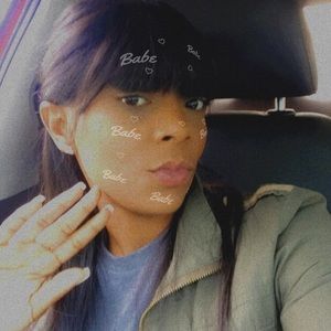 Meet your Posher, Leslie